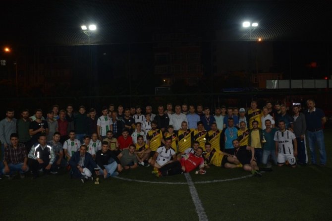 Şehidin Anısına Furbol Turnuvası Düzenlendi