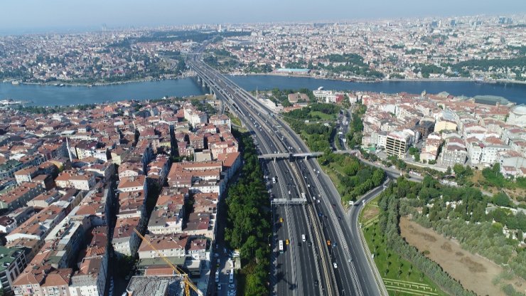 İstanbul’da Bayram Sabahında Yollar Bomboş Kaldı