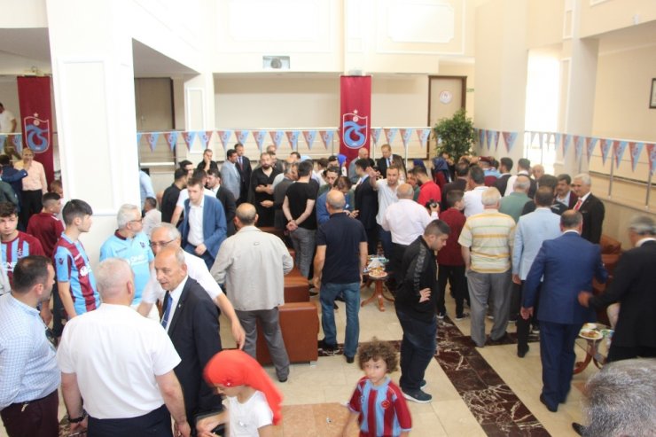 Trabzonspor’da Bayramlaşma Töreni Düzenlendi