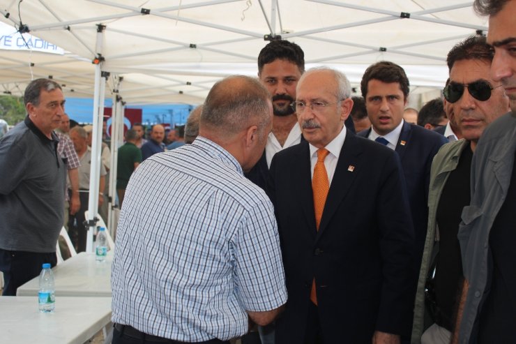 Kılıçdaroğlu’ndan Şehit Ailesine Ziyaret