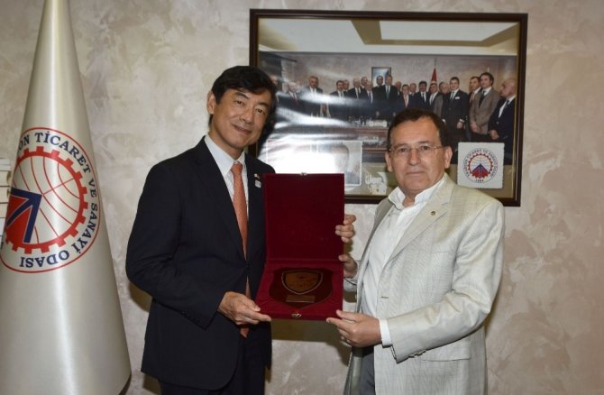 Japonya’nın Türkiye Büyükelçisi Miyajima Trabzon’da Ziyaretlerde Bulunuyor