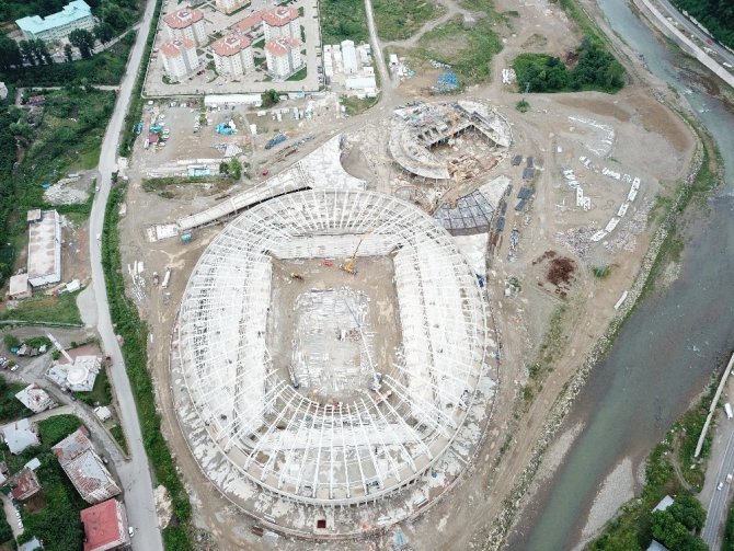 Giresun’da Yapılan Yeni Stadın İsmi ’Çotanak Spor Kompleksi’ Oldu