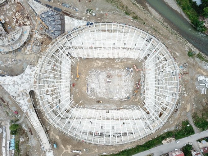 Giresun’da Yapılan Yeni Stadın İsmi ’Çotanak Spor Kompleksi’ Oldu