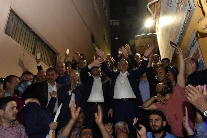 Gümüşhane’de “Başkan Erdoğan” Sevinci