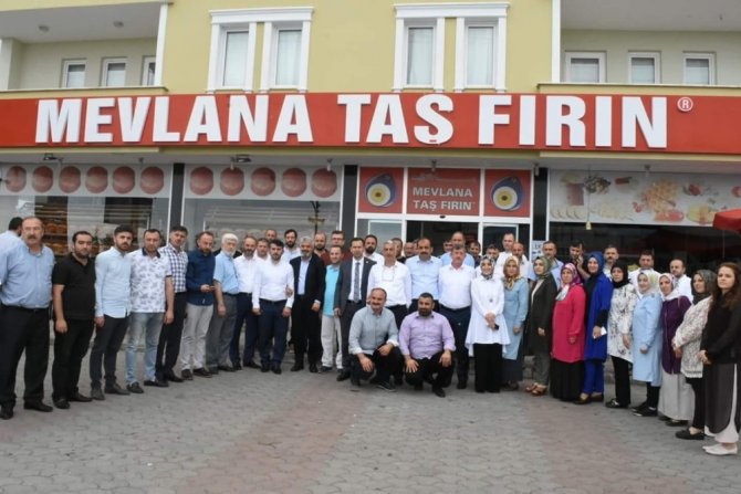 Ak Parti Trabzon Milletvekilleri Ve Adayları Seçim Sonrası Trabzon’un Batı İlçelerini Turladı