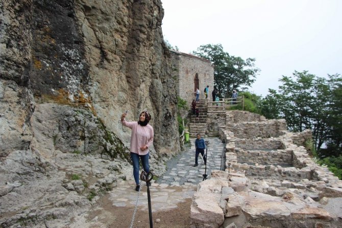 Aya Varvara Kilisesi’ne Arap Turist İlgisi