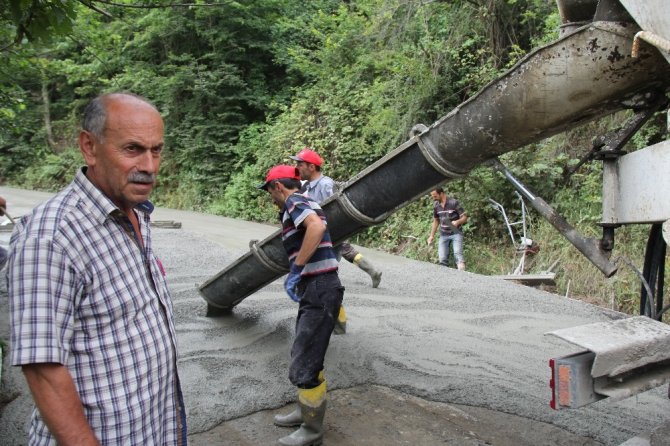 Vakfıkebir Belediyesi’nin Başlattığı Yol Yapım Hamlesi Devam Ediyor