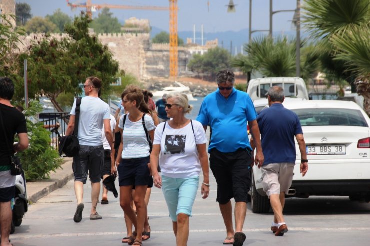 Bodrum’a Denizden Turist Yağdı