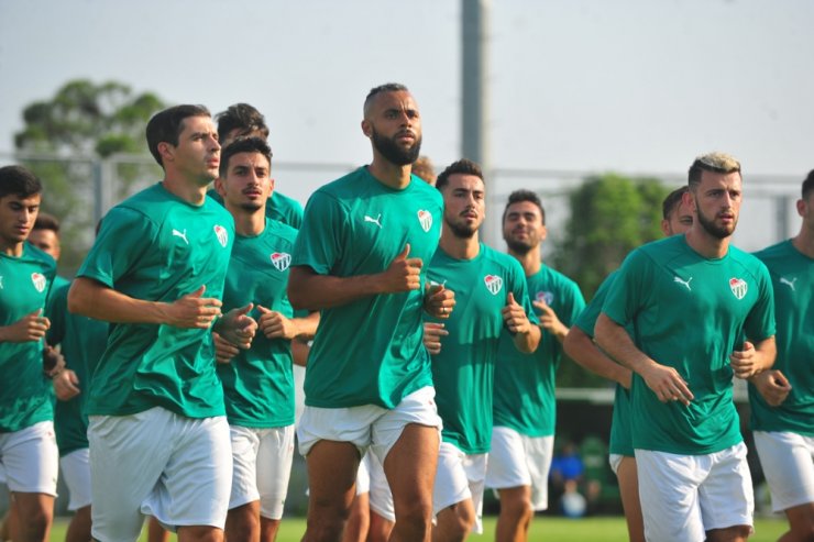 Bursaspor’da 7 Oyuncuya Kadroda Yer Yok