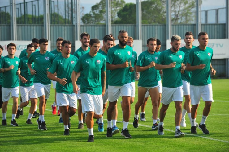 Bursaspor’da 7 Oyuncuya Kadroda Yer Yok
