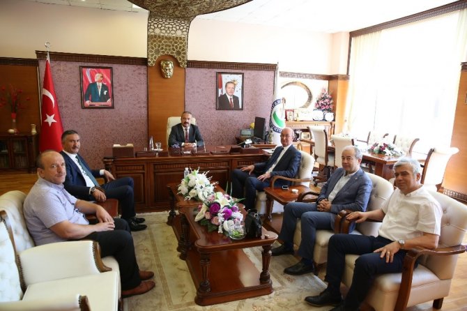 Giresun’da Uluslararası Teknoloji Bilimleri Ve Tasarım Sempozyumu Başladı