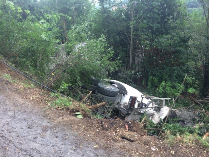 Trabzon’da Beton Mikseri Devrildi: 1 Yaralı