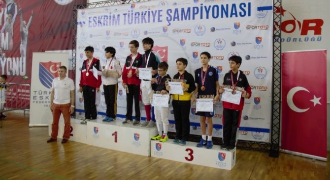 Eskrim Minikler Türkiye Şampiyonası İçin Trabzon’a Akın Ettiler
