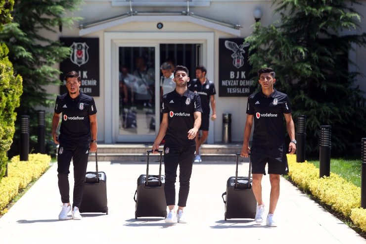 Beşiktaş Yurt Dışı Kampı İçin Slovakya’ya Gitti