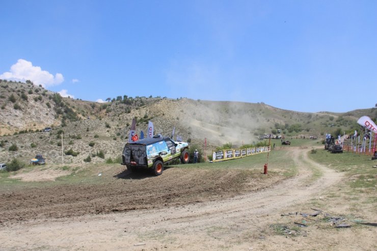Off-road Yarışları Nefes Kesti