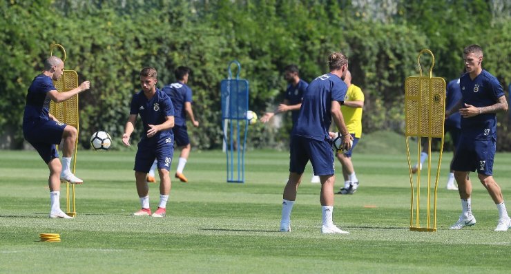 Fenerbahçe’de Yeni Sezon Hazırlıkları Sürüyor