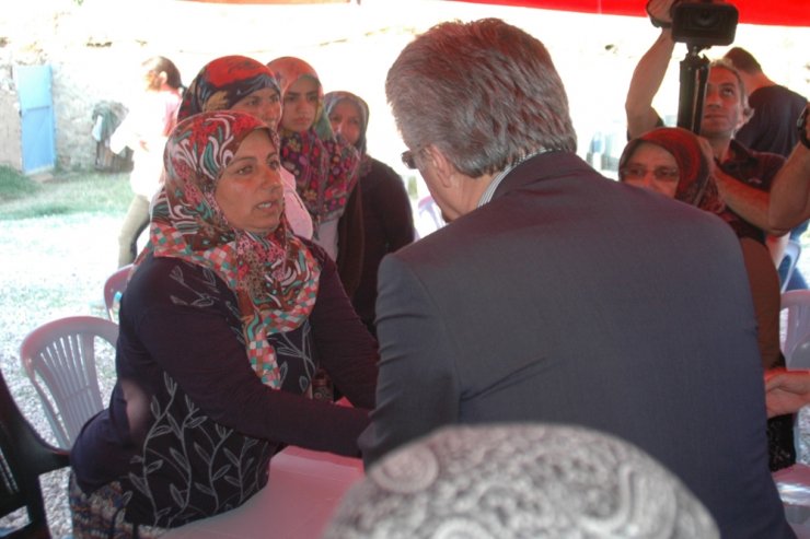 Kılıçdaroğlu, Eylül’ün Ailesine Taziye Ziyaretinde Bulundu