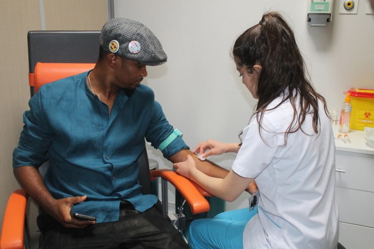 Samuel Eto’o Sağlık Kontrolünden Geçti