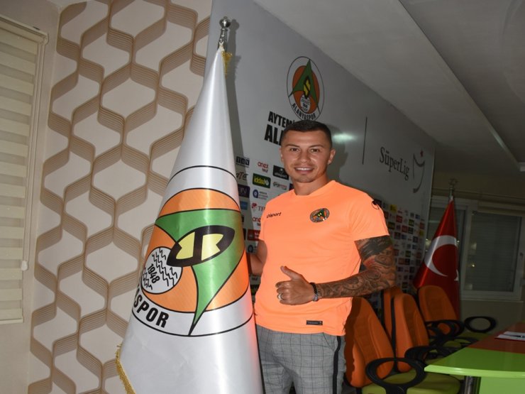 Alanyaspor, Emre Güral’ı Renklerine Bağladı