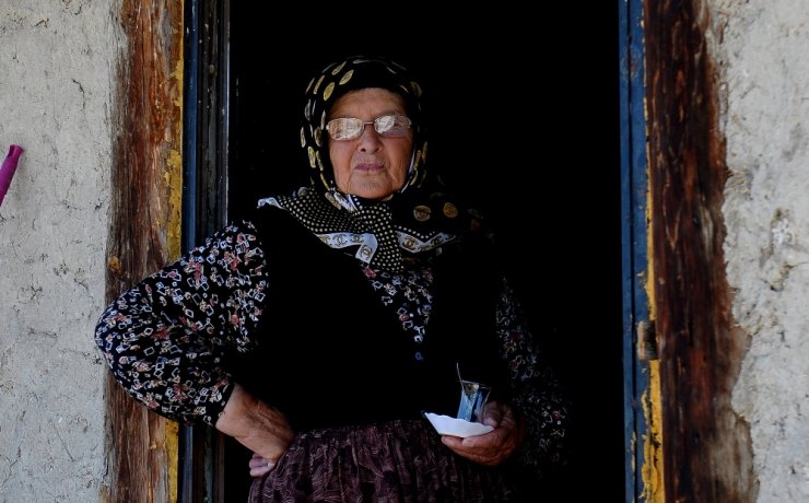 50 Yıldır Dağ Köyünde Yalnız Yaşıyor