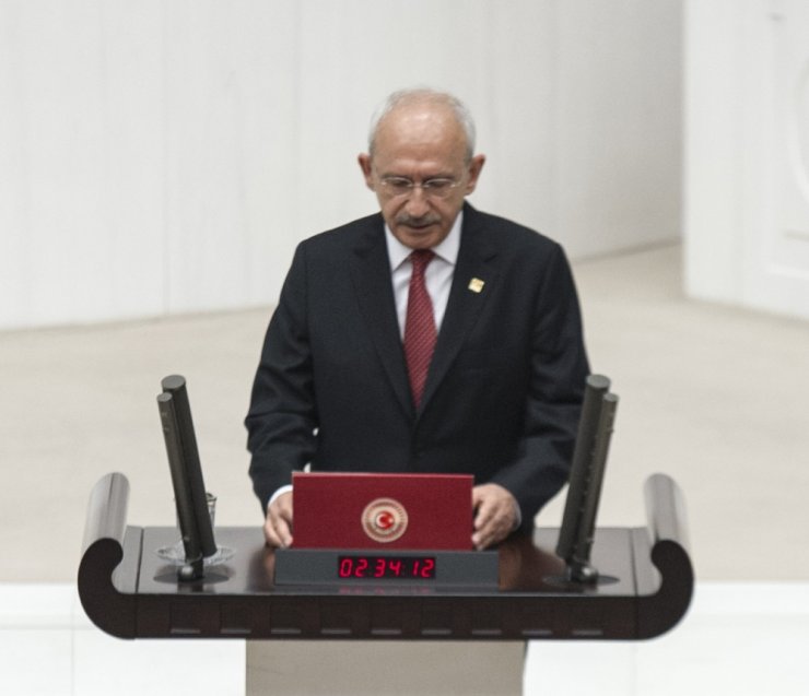 Kılıçdaroğlu Yemin Etti