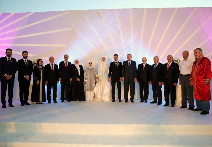 Erdoğan, Numan Kurtulmuş’un Kızının Nikah Törenine Katıldı