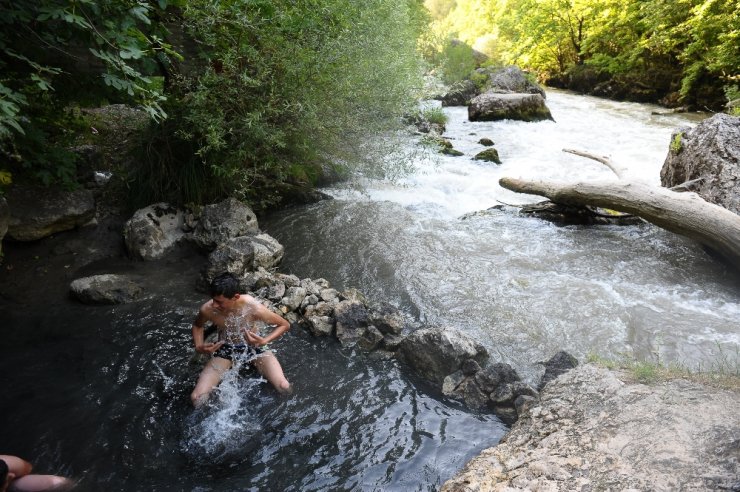 Dağın Tepesinde Hamam Keyfi