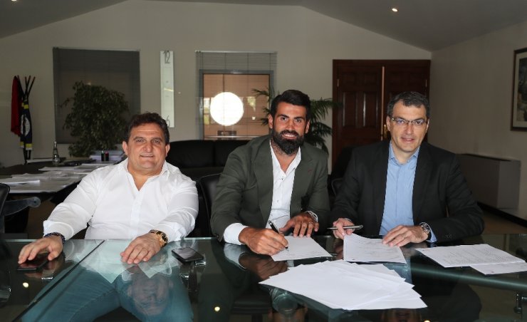 Volkan İmzayı Attı