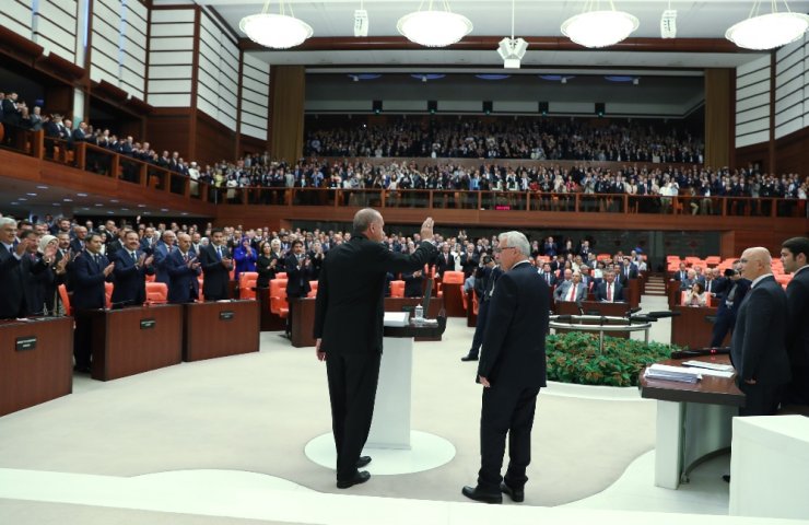 Yeni Hükümet Sistemi Başladı