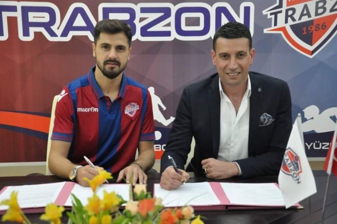 Hekimoğlu Trabzon Fk’dan Yıldız Transfer