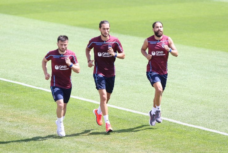 Burak Yılmaz Takımla Çalışmalara Başladı
