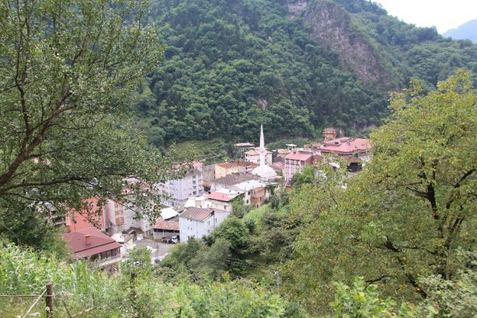 Trabzon’da Kabinedeki 4 Bakanın Sevinci Yaşanıyor