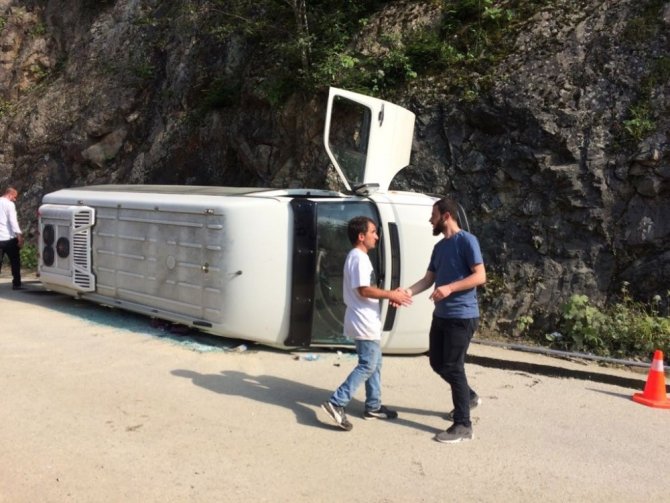 Uzungöl’de Kaza: 3 Yaralı