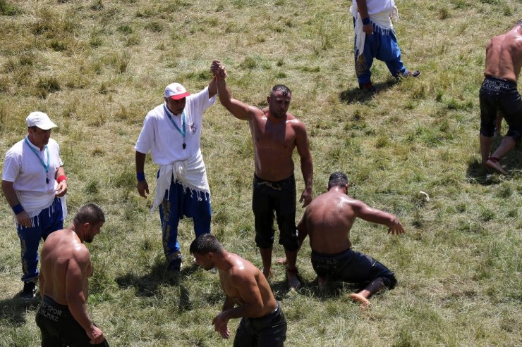 Başpehlivanlar Kırkpınar’da Kıran Kırana Güreşti