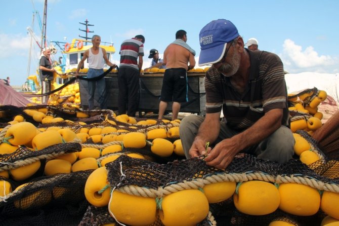 Balıkçılar Yeni Av Sezonuna Hazırlanıyor