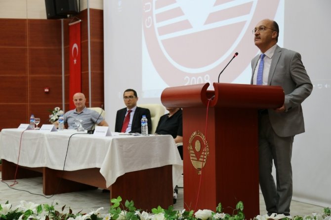 Gümüşhane Üniversitesi’nde 2’nci Yılında ‘15 Temmuz Hain Darbe Girişimi’ Paneli Gerçekleştirildi