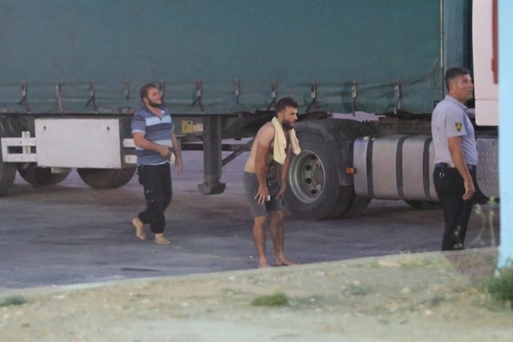 Kurtarılan Mülteciler Seka Limanı’na Getirildi