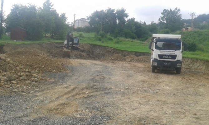Trabzon’da Her Gün 15 Değişik Noktada Yol Çalışması Yapılıyor