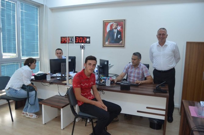 Ortahisar İlçe Nufus Müdürlüğü’nce Bu Yılın Nisan Ayında Verilmeye Başlanan Sürücü Belgeleri Sayısı 5 Bin 500 Buldu