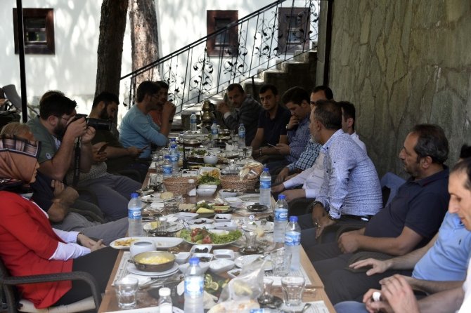 Çoruh Edaş Basın Bayramında Gazetecilerle Buluştu