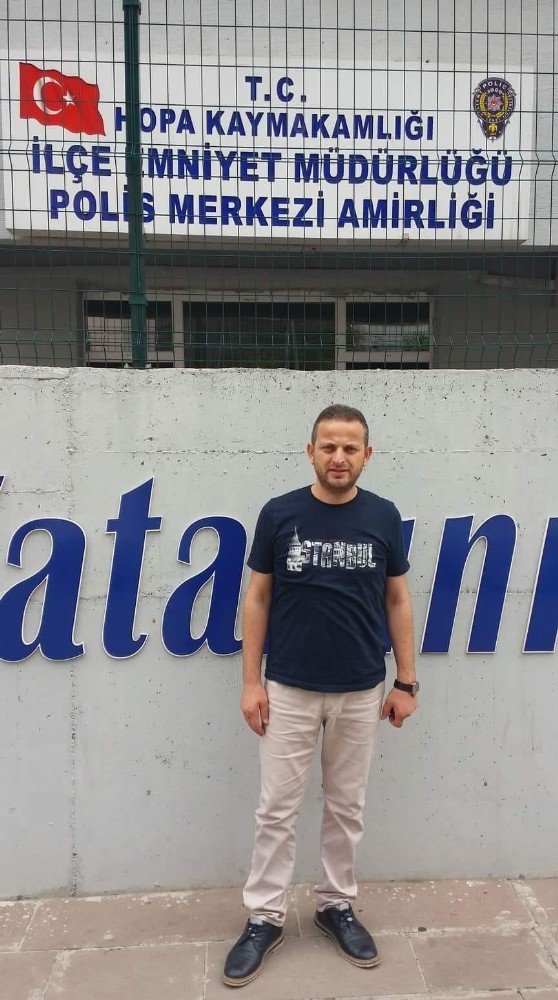 Telefon Dolandırıcılarından Yüklü Miktarda Parasını Son Anda Kurtardı