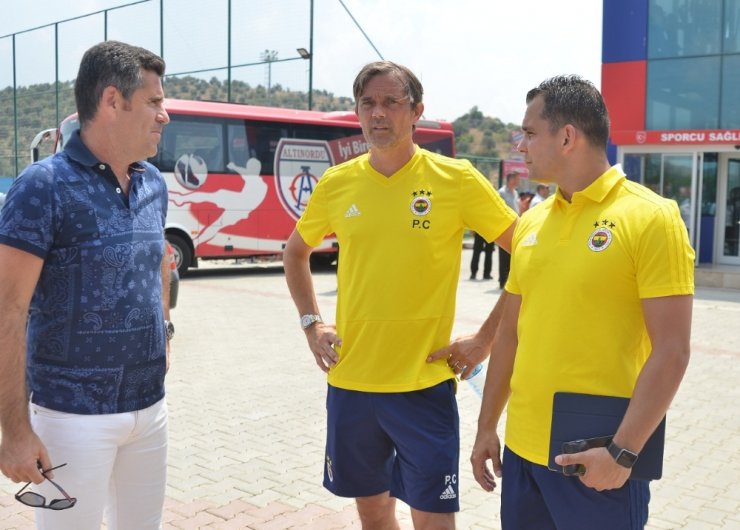 Cocu’ya 20 Yıllık Sürpriz