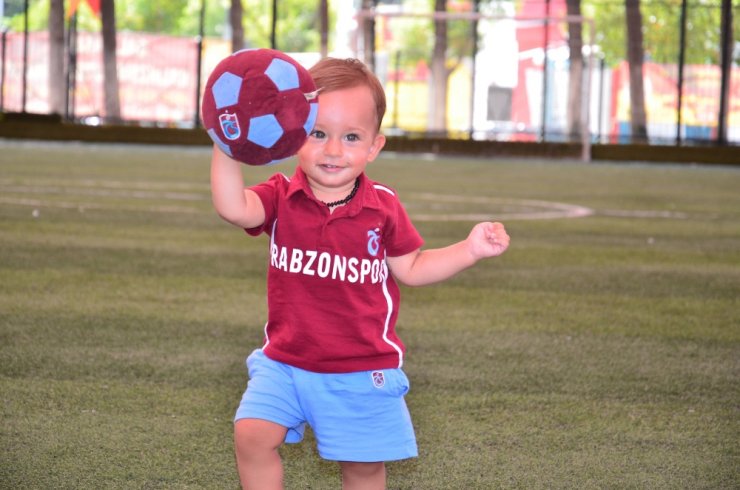 Dünyanın En Genç Transferi Çalışmalara Başladı