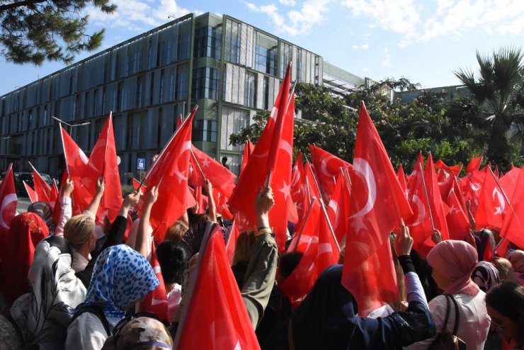Yeni Görevinde İlk Kez İzmir’de