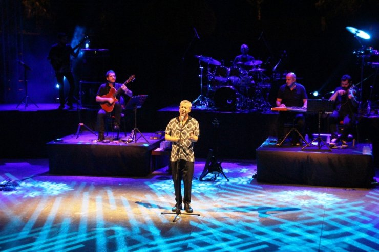 Levent Yüksel’den Unutulmaz Konser