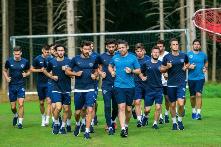 Kasımpaşa Yeni Sezona Sıkı Hazırlanıyor