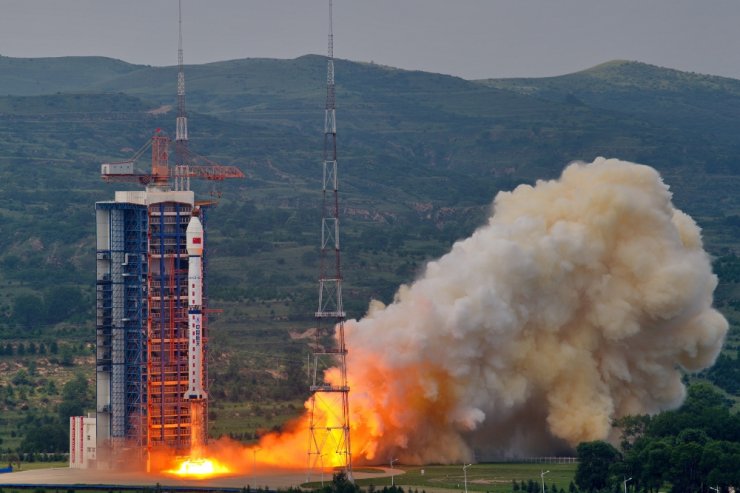 Çin Yeni ’Gözlem Uydusu’ Fırlattı