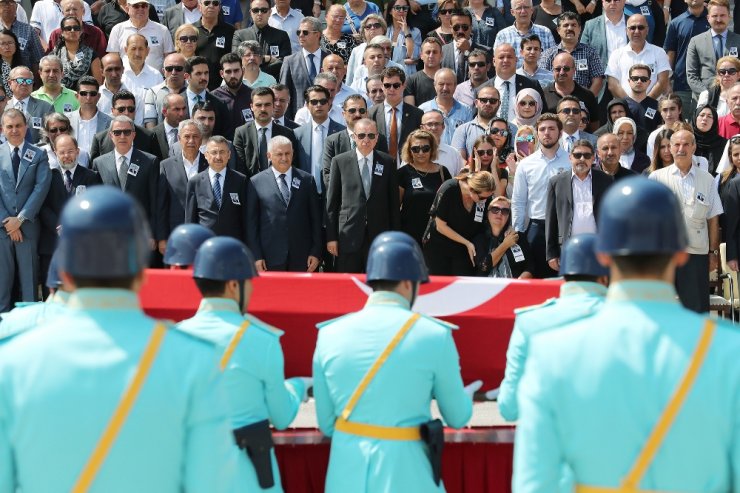 Vefat Eden Eski Vekil Göksel İçin Tbmm’de Tören