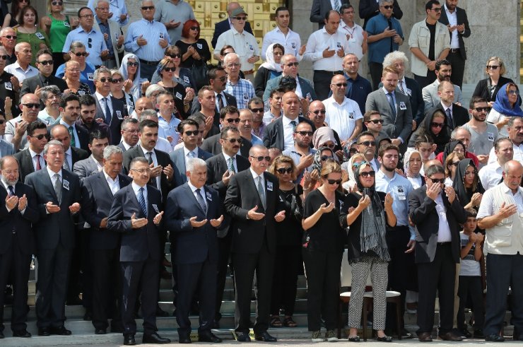 Vefat Eden Eski Vekil Göksel İçin Tbmm’de Tören