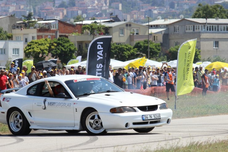 Yeşil Bursa Rallisi’nde Lastikler Yandı